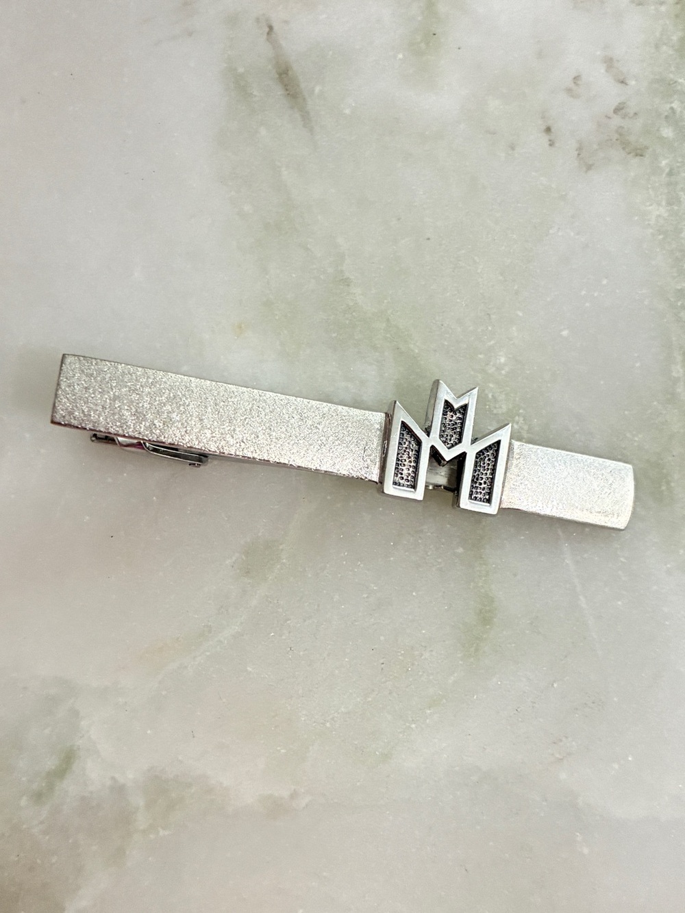 ✨RARE Burberry Vintage Tie Clip M Monogram